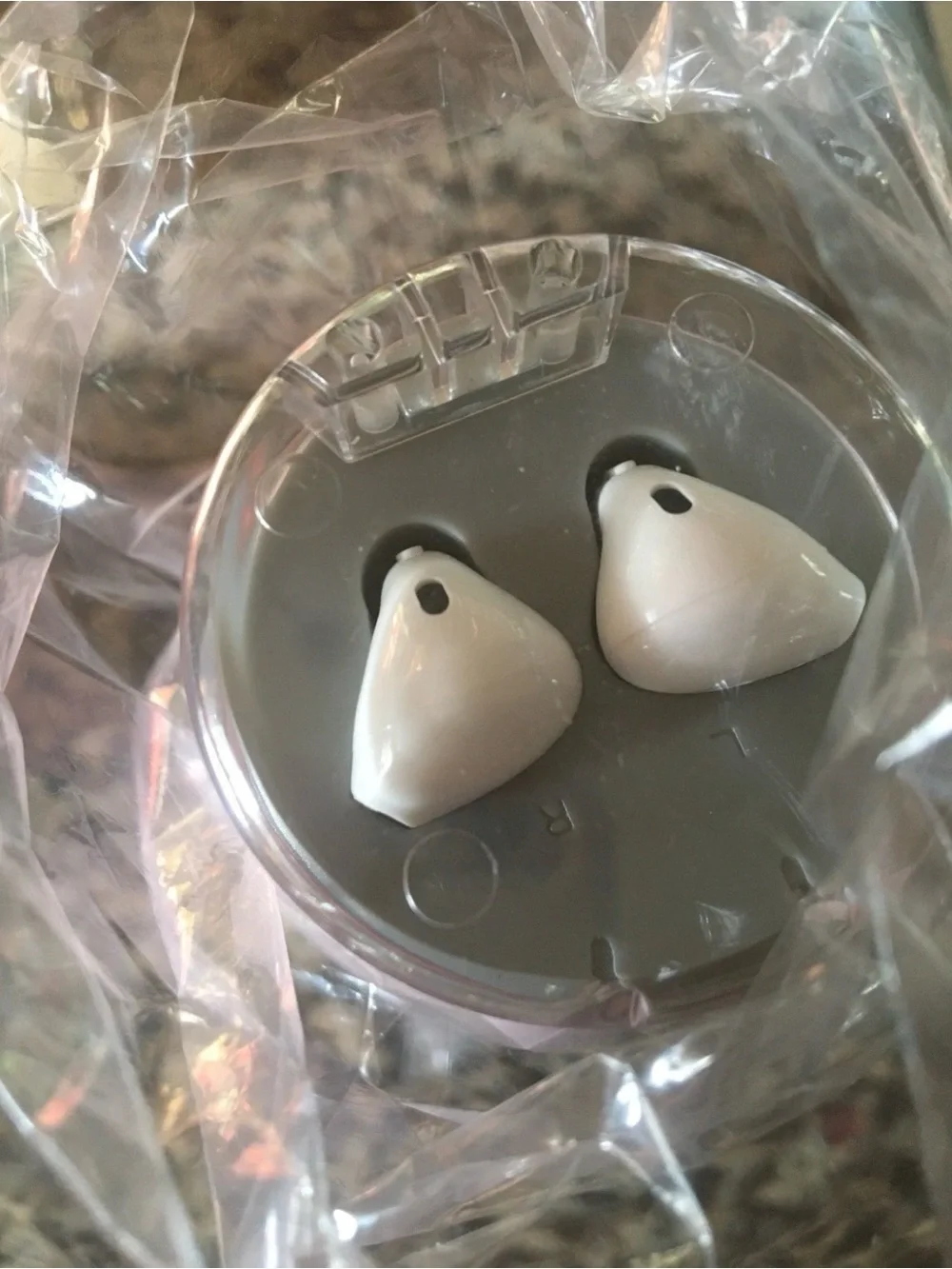 Asobu H2 Audio Pink Wireless Earbuds Bottle Charger